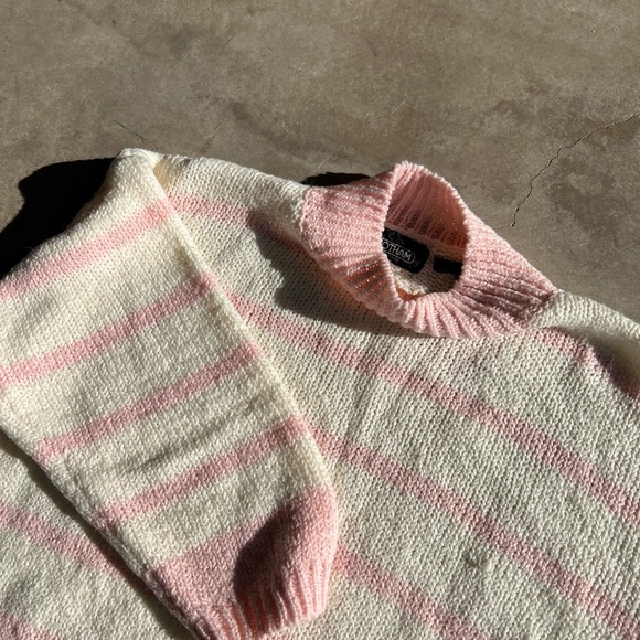 Vintage 80s 90s Pastel Pink White Striped Sweater - Picture 5 of 5